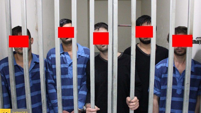 6 زندانی تبهکار که در زمان مرخصی از زندان با گروگان گرفتن رئیس یکی از شعبه‌های بانک 122 میلیارد تومان برای آزادی اش خواسته بودند بزودی در دادگاه کیفری استان تهران محاکمه می‌شوند.