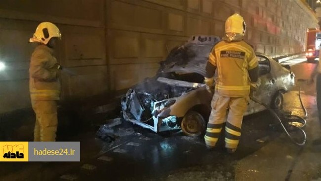 رئیس مرکز اورژانس تهران از آتش سوزی خودرو در محل چهارراه لشگر خبر داد.