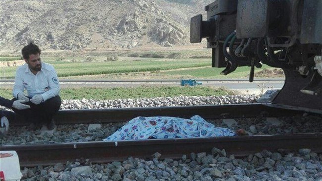 برخورد قطار با یک دختر ۱۴ ساله در محدوده نرسیده به نیروگاه شهید رجایی در استان قزوین، جان دختر را گرفت.
