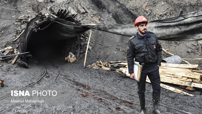 رئیس کل دادگستری استان سمنان گفت: قرار جلب به دادرسی و کیفرخواست ۳ مقصر در حادثه معدن طزره دامغان صادر شد.