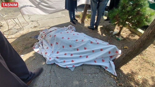 یک نگهبان ساختمان نیمه‌کاره محله ‌افسریه با کلت کمری به قتل رسید.