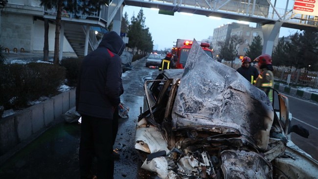 مدیر منطقه یک عملیات آتش نشانی مشهد گفت: تصادف و آتش‌سوزی خودروی پیکان منجر به مرگ راننده آن و سوختگی شدید سرنشین دیگر این خودرو شد.