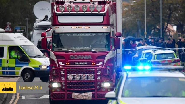 پلیس انگلیس از دستگیری چهار نفر در ارتباط با کشف ۳۹ جسد داخل یک کامیون خبر داد.