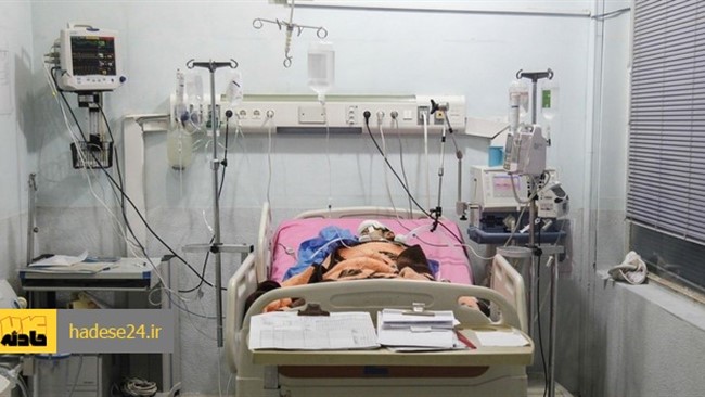 دادستان عمومی و انقلاب زاهدان مرکز سیستان و بلوچستان گفت: یک پسر ۷ ساله و جوان ۲۷ ساله که به دلیل سرماخوردگی به مطب یک پزشک فاقد مجوز مراجعه کرده بودند در اثر تزریق سرم فوت کردند.