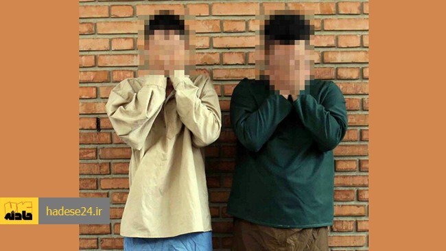 سرکلانتر هفتم پلیس پیشگیری پایتخت از دستگیری دو موتوسوار جوان که با همکاری یکدیگر۳۲ فقره موبایل قاپی کرده بودند، خبر داد.
