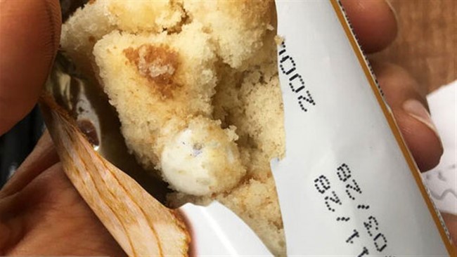 مدیر آموزش و پرورش شهرستان نطنز گفت: روز گذشته -۲۵ آذر ماه- یک نمونه کیک آلوده به قرص در یکی از مدارس نطنز پیدا شد.