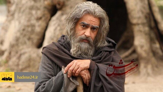 گروه سازنده فیلم «مست عشق» تصویری تازه از بازیگر نقش شمس تبریزی در این فیلم منتشر کردند.