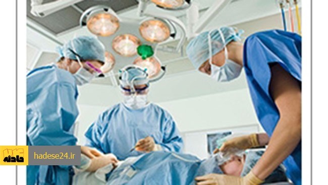 یک بیمار مبتلا به سرطان حین عمل جراحی در یکی از بیمارستان‌های رومانی بر اثر حادثه‌ای دچار سوختگی شد و چند روز بعد به دلیل شدت جراحات جان خود را از دست داد.