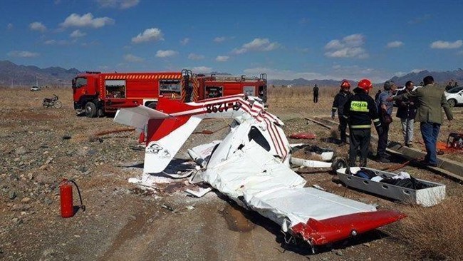 هواپیمای فوق سبک در منطقه بهاریه کاشمر سقوط کرد و دو سرنشین آن جان خود را از دست دادند.