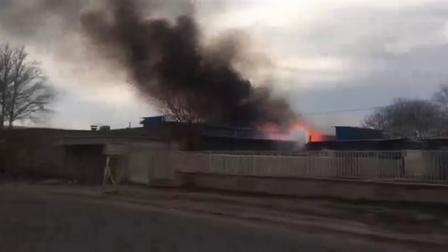 یک نفر در آتش سوزی واحد تولیدی در شهر صنعتی البرز جان باخت.