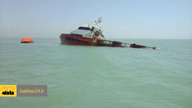 فرمانده مرزبانی خوزستان گفت: 6 ملوان و خدمه شناور غرق شده توسط ماموران پایگاه دریابانی آبادان در آب های شمالی خلیج فارس نجات یافتند.