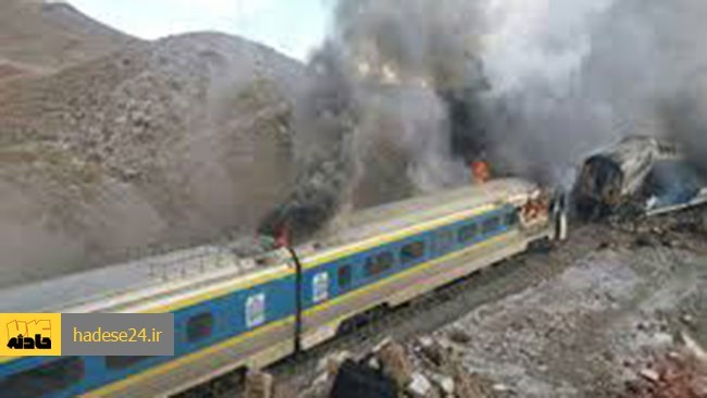 سخنگوی اورژانس مازندران گفت: برخورد قطار با خودرو پراید در منطقه شهرک فرهنگیان ساری یک کشته و یک مصدوم برجای گذاشت.