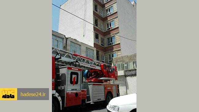 سخنگوی سازمان آتش نشانی و خدمات ایمنی شهرداری تهران از حریق یک آرایشگاه زنانه در ساختمانی پنج طبقه خبر داد.