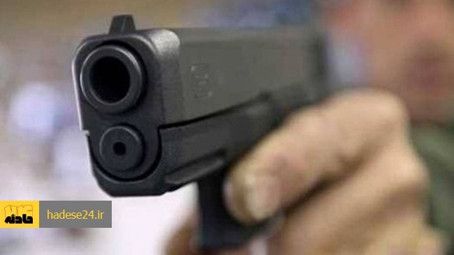 ‌فرماندار شهرستان چرام گفت: فرد جوانی ظهر روز سه شنبه ۲۵ تیرماه برادر بزرگ تر خود را به ضرب گلوله به قتل رساند.