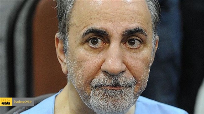 3 وکیل مدافع محمدعلی نجفی با گذشت یک ماه از جنایتی که او مرتکب شده است دیروز توانستند برای اولین مرتبه در دادگاه کیفری یک استان تهران پرونده موکل‌شان را مطالعه کنند.
