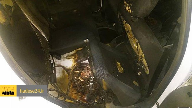 آتش سوزی در یک نمایشگاه خودرو شهرستان فردیس استان البرز سبب خسارت به چهار دستگاه خودرو شد.