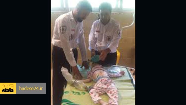 رئیس اورژانس پیش بیمارستانی و مدیر حوادث دانشگاه علوم پزشکی ایرانشهر از احیا موفق کودک ۵ ساله توسط پرسنل اورژانس ۱۱۵ شهرستان دلگان خبر داد.