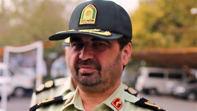 رییس پلیس آگاهی تهران بزرگ از شهروندانی که اموالشان به سرقت رفته خواست تا از طریق مراجعه به سامانه" نما "نسبت به شناسایی و تحویل آن اقدام کنند.