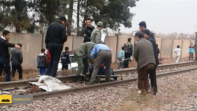 مرد ۳۰ ساله‌ در برخورد با قطار مسافر بری تبریز - تهران جان سپرد.