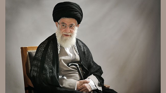 عضو دفتر حفظ و نشر آثار حضرت آیت الله خامنه‌ای گفت: با توجه به انتشار خبری با موضوع یادداشت رهبر معظم انقلاب اسلامی بر یکی از کتب مرتبط با طب اسلامی و ایرانی در شبکه‌های اجتماعی، به اطلاع می‌رساند متن و دستخط منتشر شده، جعلی بوده و فاقد اعتبار است.