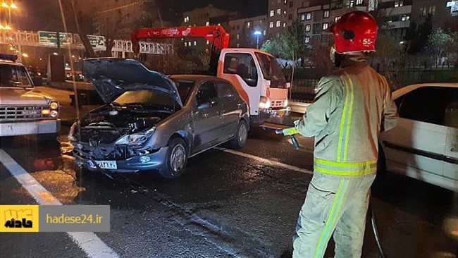 برخورد چهار دستگاه خودرو سواری در بزرگراه آبشناسان، مصدومیت سرنشینان را در پی داشت.