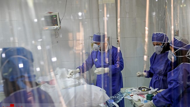 سخنگوی وزارت بهداشت جدیدترین موارد ابتلا و فوتی ناشی از کووید-۱۹ در کشور طی ۲۴ ساعت گذشته را اعلام کرد.