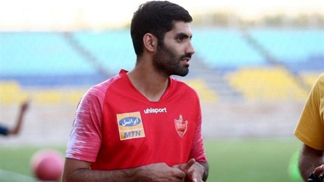 نام مدافع پرسپولیس برای دیدار فینال لیگ قهرمانان آسیا از سوی باشگاه و با نظر یحیی گل محمدی قرار گرفت.