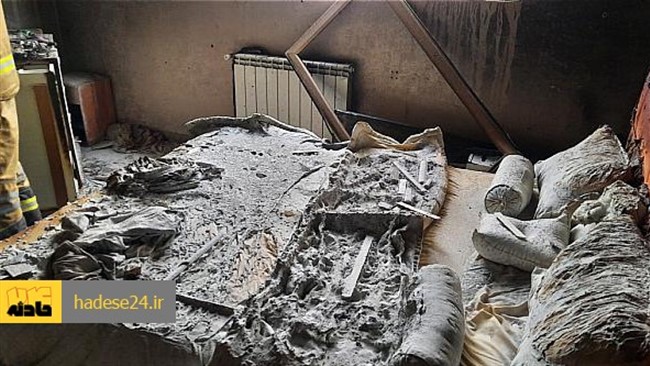 آتش نشانان در حادثه آتش سوزی یک منزل مسکونی واقع در محله دولت آباد تهران، مرد جوانی را از میان دود و حرارت نجات دادند.