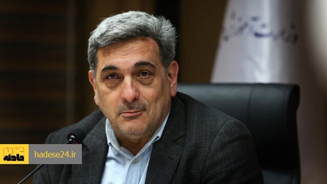 شهردار تهران با حضور در جلسه علنی شورای شهر تهران گزارشی از اقدامات شهرداری در راستای کنترل شیوع کرونا ارائه کرد.