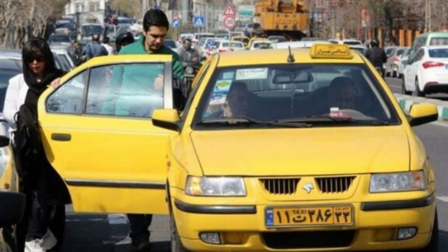 مدیرعامل سازمان تاکسیرانی تهران گفت: افزایش نرخ کرایه‌های تاکسی در سال‌جاری هنوز ابلاغ نشده و دریافت کرایه اضافه خلاف قانون است.