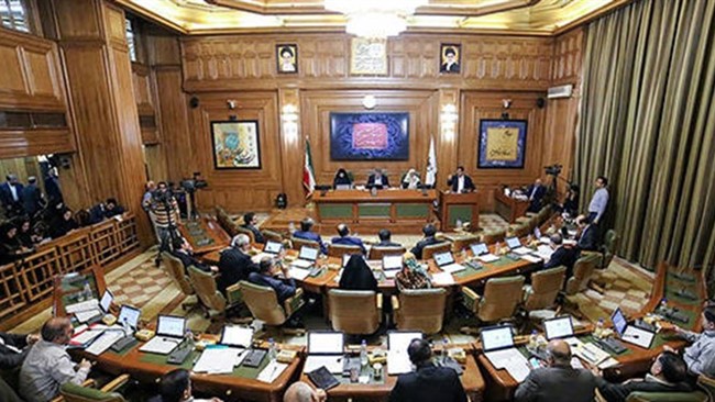 امینی آخرین وضعیت بدهی‌های شهرداری تهران و جایگاه شورا‌ها را تشریح کرد.