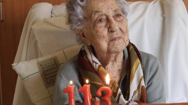 مقام‌های بهداشتی در اسپانیا می‌گویند یک زن ۱۱۳ ساله که تصور می‌شود پیرترین زن در این کشور باشد پس از ابتلا به ویروس کرونا بهبود یافته است.