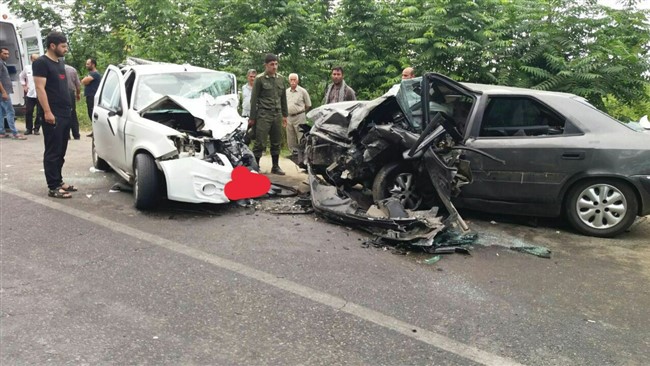برخورد شدید 2 خودروی سواری در جاده ماسال - طاهرگوراب یک کشته و 4 زخمی برجای گذاشت.