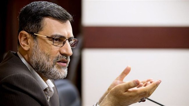 امیرحسین قاضی‌زاده هاشمی، نایب رئیس اول مجلس و نماینده مشهد از بدهی نجومی هفت خانواده به یک بانک خبر داد.