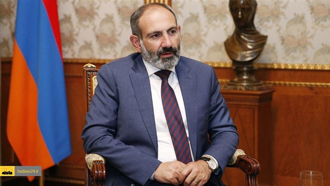یک هفته بعد از اعلام خبر ابتلای «نیکول پاشینیان» نخست‌وزیر ارمنستان و خانواده‌اش به کرونا، او امروز دوشنبه از شکست این ویروس خبر داد.