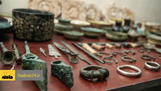 فرمانده انتظامی مازندران از انهدام باند قاچاق اشیاء عتیقه و کشف ۲۷۸ قطعه شیء تاریخی و دستگیری سه متهم خبر داد.