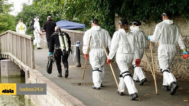 پلیس سوفولک بریتانیا به دنبال قاتل فراری است که جسد مثله شده ای را درون کیسه های زباله در رودخانه رها کرده است.