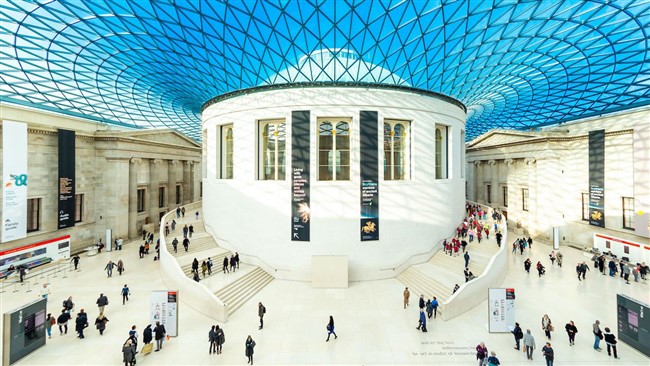 موزه لندن بعنوان یکی از ارزشمندترین موزه های دنیا راهکار تازه ای برای بازدیدکنندگان در نظر گرفته است. مسئولان این موزه به دلیل شیوع ویروس کرونا تصمیم گرفته اند برای اولین مرتبه امکان بازدید آنلاین، آن هم به صورت رایگان را فراهم کنند.