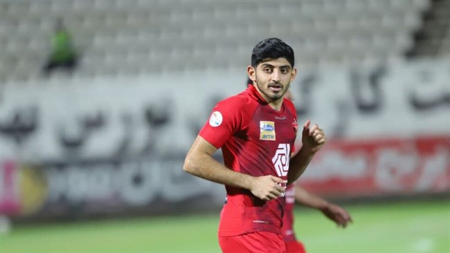 باشگاه العربی قطر قراردادش را با مهدی ترابی، بازیکن ایرانی فسخ کرد.