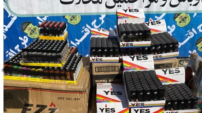 معاون نظارت بر اماکن پلیس امنیت عمومی تهران بزرگ از کشف بیش از ۵۰ هزار فندک دارای تصاویر مستهجن و مبتذل در پایتخت خبر داد.