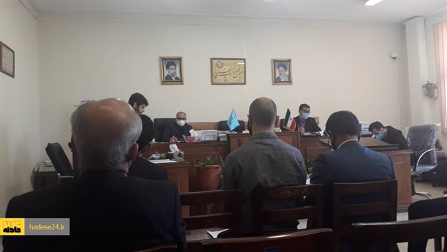نخستین جلسه دادگاه حمید صفت صبح دیروز در دادگاه کیفری استان تهران برگزار شد. در این جلسه فقط به قرائت کیفرخواست این پرونده پیچیده و جنجالی پرداخته شد.