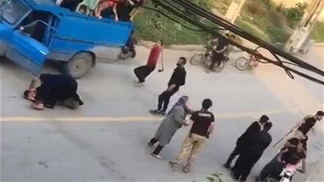 دادستان مرکز استان گلستان از دستگیری یکی از ضاربان حمله به اعضای یک خانواده در یکی از روستاهای گرگان خبر داد.