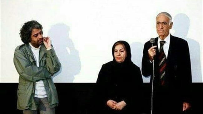 افشین خرمدین که ساکن شهرک اکباتان است هم اکنون با حال نامساعد در بیمارستانی در تهران در حال مداواست.