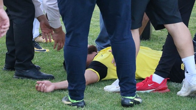دیروز در حاشیه بازی نود ارومیه و چوکای تالش، اتفاقی عجیب برای بازیکن تیم نود، او را تا آستانه یک حادثه هولناک پیش برد.