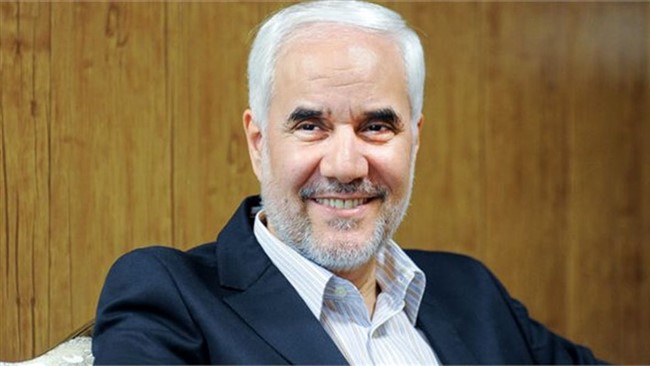 محسن مهرعلیزاده از حضور در سیزدهمین دوره انتخابات ریاست جمهوری انصراف داد.