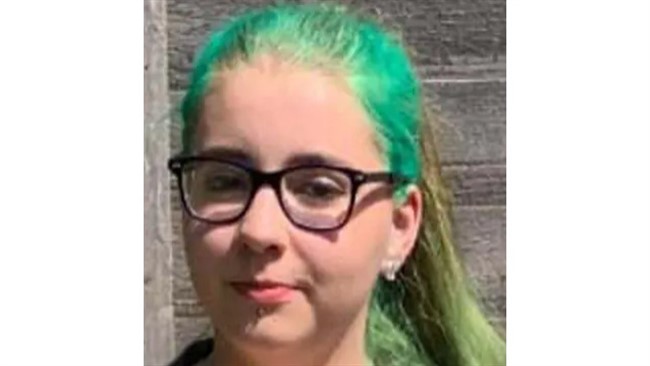 دختر ۱۷ ساله ای که به خاطر رنگ موهایش لقب  جن  ‌را به خود داده بود بدست پدرش کشته شد.