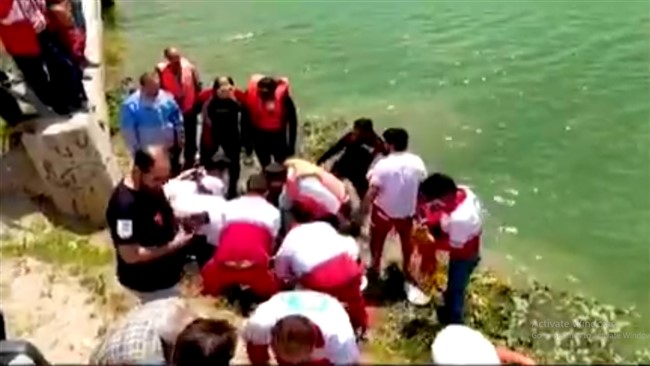 فرمانده انتظامی مهران از غرق شدن ۲ جوان ۳۵ و ۳۸ ساله در رودخانه چالاب در این شهرستان خبر داد.