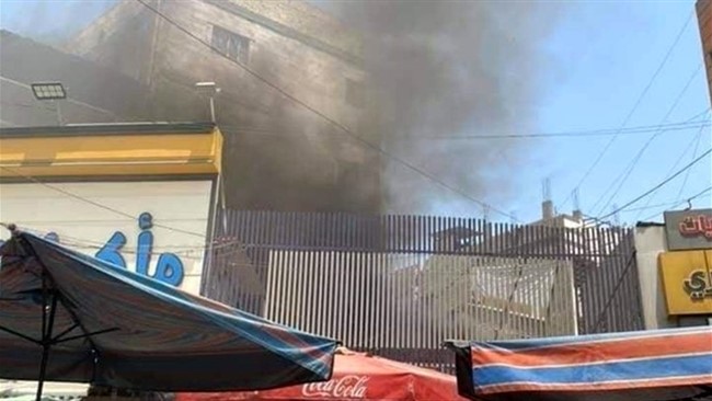 یک منبع امنیتی عراق از وقوع آتش‌سوزی در یکی از اماکن تجاری شهر کاظمین خبر داد.