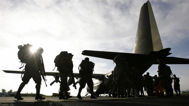 یک فروند هواپیما سی-۱۳۰ نیروی هوایی فیلیپین روز یکشنبه چهار ژوئیه در یک استان جنوبی این کشور سقوط کرد و دست‌کم ۱۷ نفر کشته شدند و ۴۰ نفر از سرنشینان هواپیما نیز نجات یافتند.