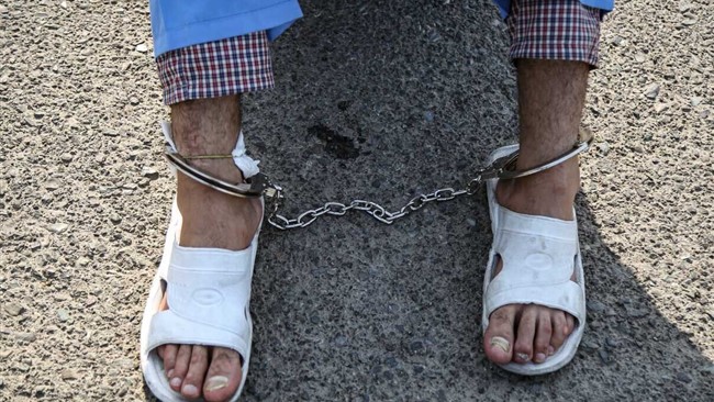 رئیس پلیس فتا خراسان جنوبی گفت: متهمانی که اقدام به انتشار تصاویر و فیلم های مستهجن در شبکه های اجتماعی می کردند، شناسایی و دستگیر شدند.